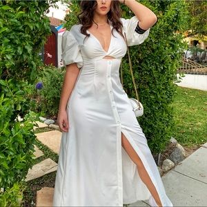 Pearl white dress✨